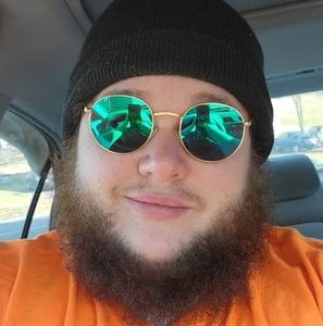 Meet your Posher, Tanner